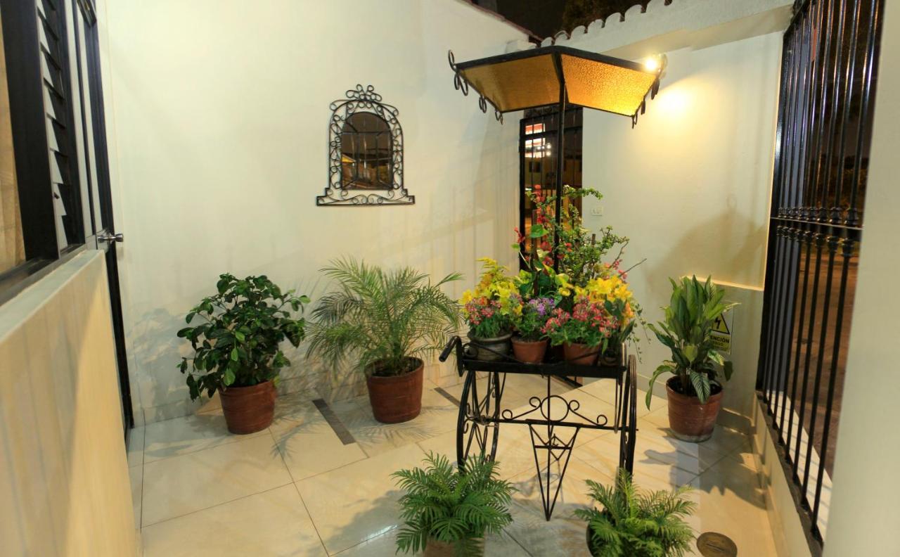 Hotel Manhattan Inn Airport Lima Ngoại thất bức ảnh